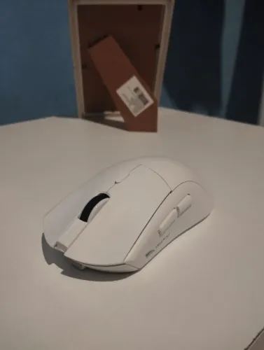mouse gamer branco - para jogos competitivos