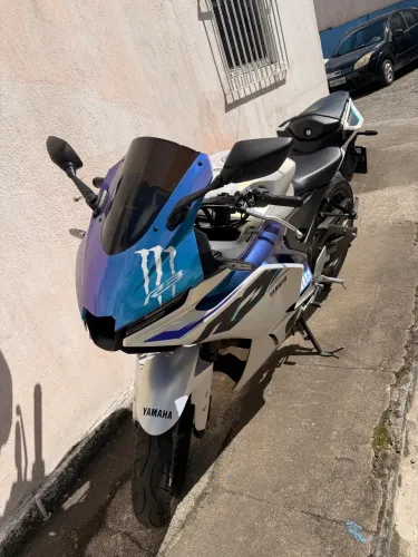 Yamaha R3 2026 CONNECTED