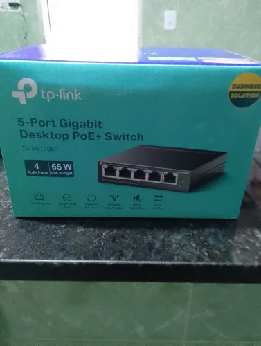 Switch 5 Portas Gigabit PoE+ TpLink - Novo