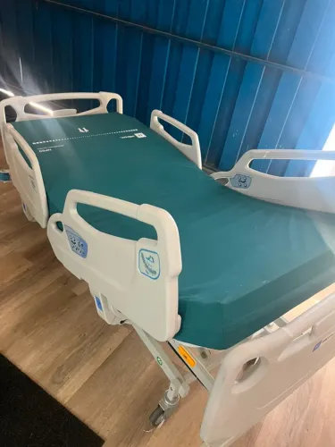 CAMA ELÉTRICA HOSPITALAR HILLROM