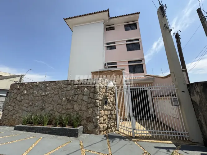 Apartamento para alugar com 2 quartos no Jardim Simus em Sorocaba/SP