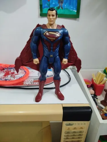 Boneco superm com led e som