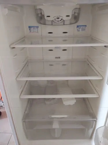 Geladeira Electrolux DFF44 frost free