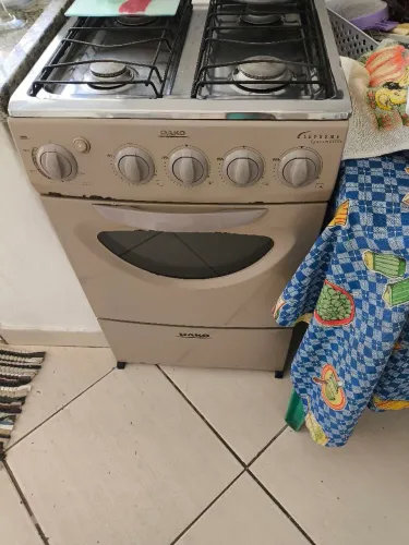 Fogão Dako 4 Bocas Acendimento Automático (Para Conserto / Peças)