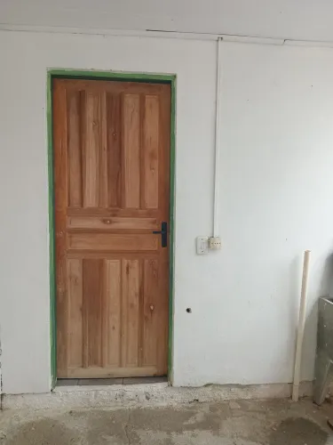 Aluga-se kitnet 