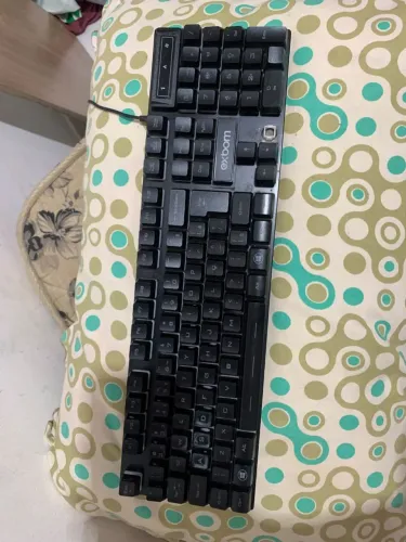 Teclado gamer em ótimo estado funcionando tudo
