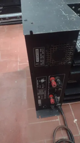 Vendo amplificador staner 500w por canal 