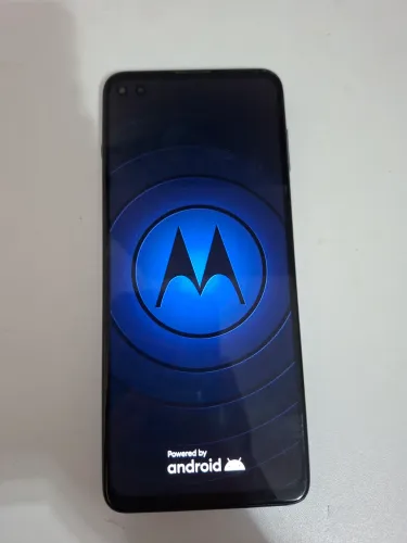 Motorola g100
