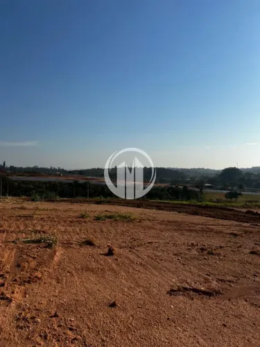 Terreno à venda com 250m² - Loteamento Applausi Villaggio Engordadouro - Bairro