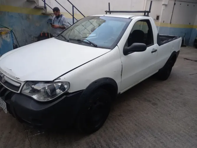Fiat Strada 1.4 MPI Fire Flex 8V CS 2011