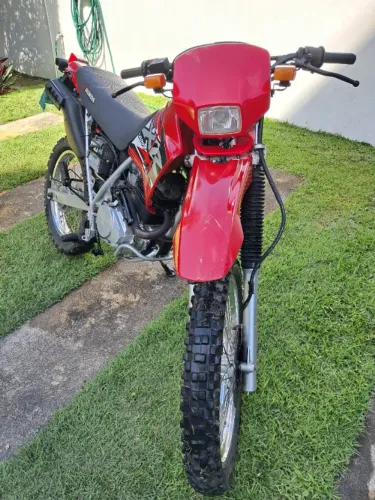 Vendo XR 200 toda revisada e no ponto de transferir