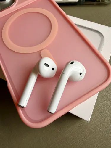 AirPods 2ª geração original Apple ? R$ 280 (LEIA descrição)