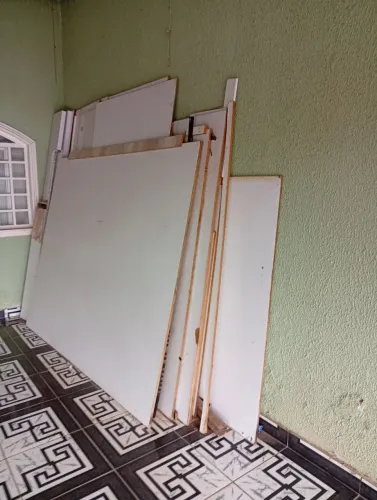 Vendo madeira em MDF branco alto brilho!