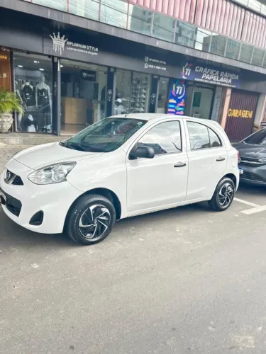 Nissan March S 1.0 12V Flex 5P 2017