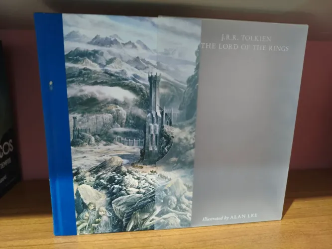 Coleção Senhor dos Anéis em Inglês Edição especial Ilustrada com Luva