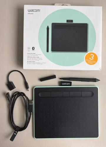 Mesa Digitalizadora Wacom Intuos CTL4100W, Pequena, Conexão via Bluetooth, Verde