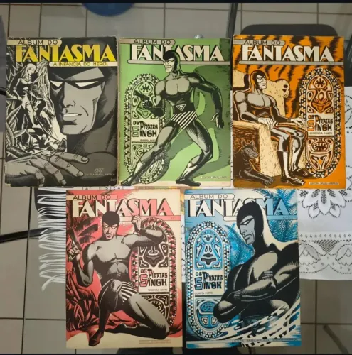 Álbum do Fantasma - Coleção Completa 5 Volumes - EBAL (1979/1980)