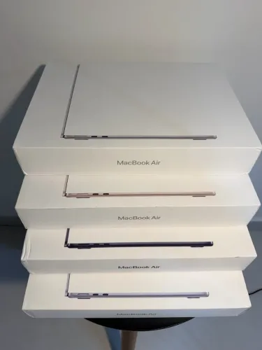 MacBook Air M5 - Sky Blue