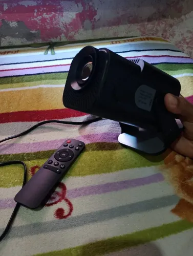 Projetor HY320