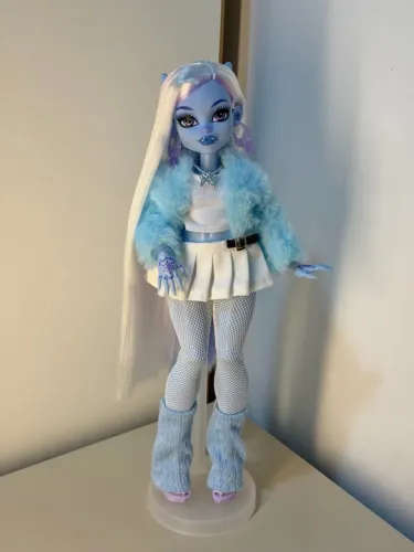 Monster High Self-Scare Abbey Bominable Custom