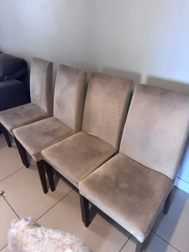 Kit 04 cadeira de jantar estofada em madeira