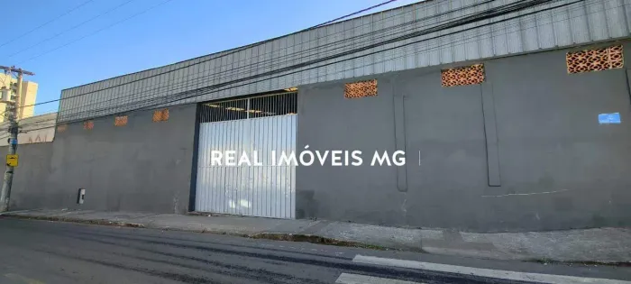 Galpão de 1500m² para locação no bairro Betânia - BH.