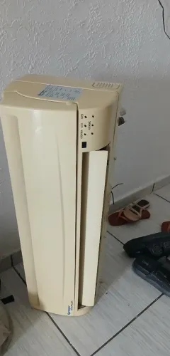 Interna de central de ar condicionado
