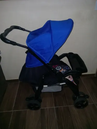 Carrinho de bebê tutti baby ótimo estado entrego apenas em itapetininga-sp entrega gratuit