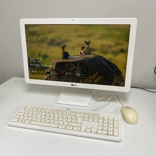 Computador LG All in one com mouse e teclado 