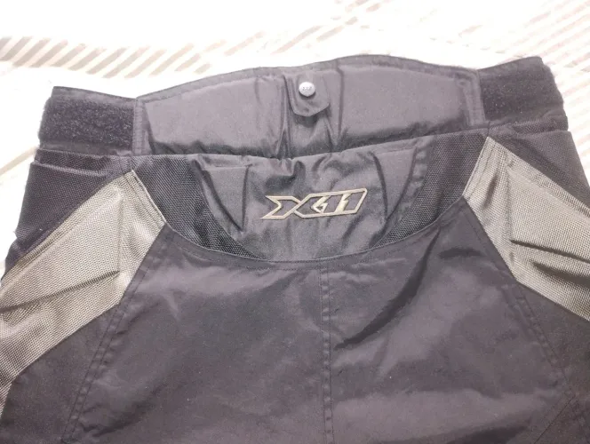Calça X11 impermeável 