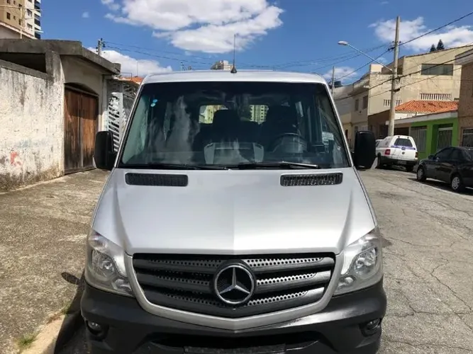 Sprinter 415 16 lugares 2017
