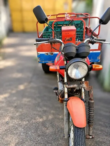 Triciclo Honda Cargo 125c ano 2012