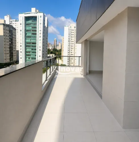 Cobertura de Alto Padrão à Venda no Funcionários | 242 m² | 3 Quartos 3 Suítes | 3 Vagas |