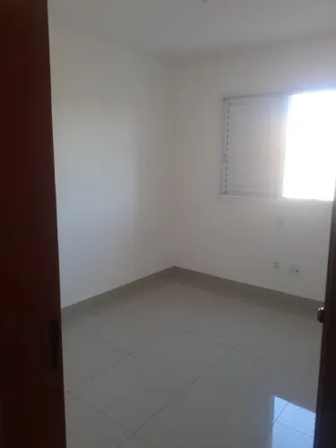 Alugo apartamento 2/4, bairro Roosevelt