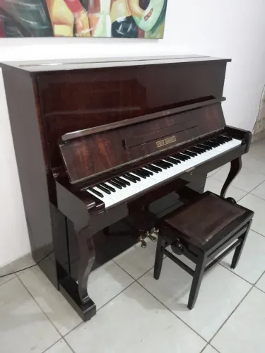 Piano Fritz dobbert  vertical 