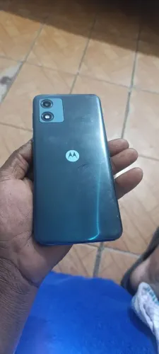celular moto e 13 32 gb com tela trincada mais funciona perfeitamente