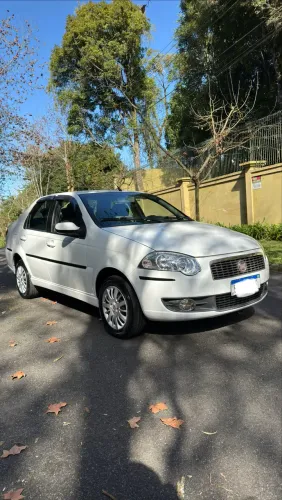 Fiat Siena Tetrafuel 1.4 MPI Fire Flex 8V 4P 2009