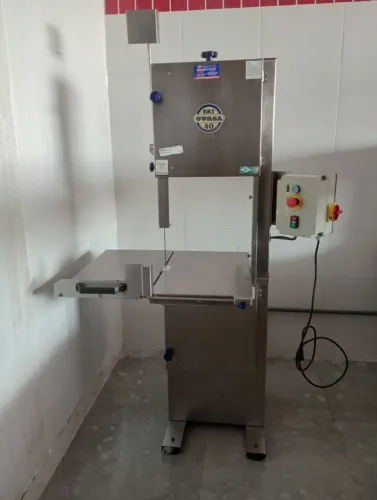 maquina serra fita BRT40 gural