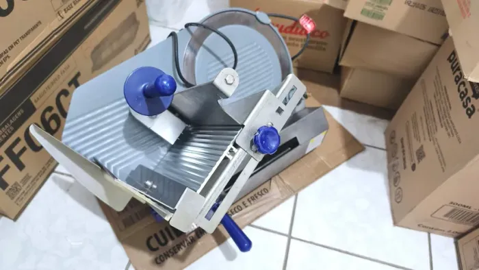 Cortador/Fatiador de Frios JXT-30 Gural 220v