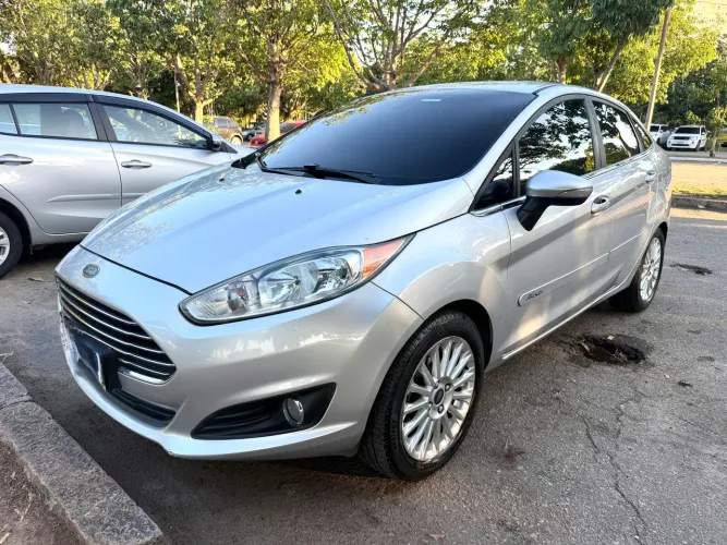 Ford Fiesta Sed. Ti./ti.plus1.6 16V Flex Aut. 2015