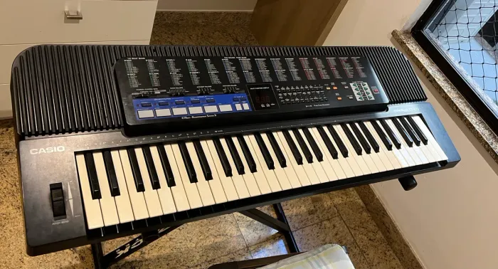 Teclado Casio CT-670