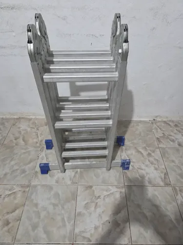 Escada Artuculada 4x3 de 12 degraus 