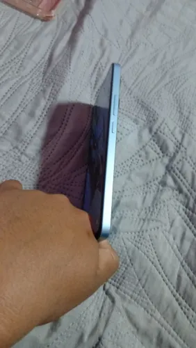 Vendo redmi note 14 256gb 8 meses de uso em perfeito estado com nota fiscal e todos os ace