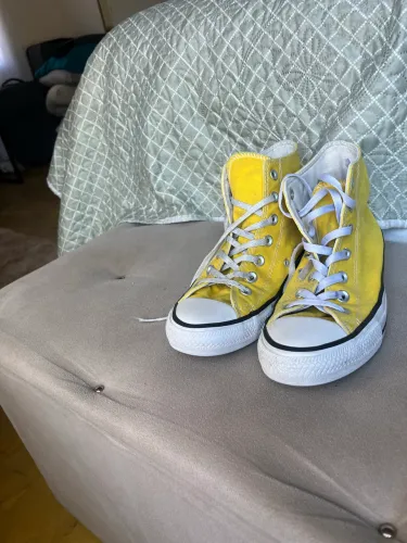 Allstar amarelo
