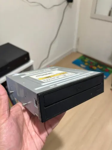 Leitor e Gravador de DVD/CD Drive TS-H353 (Conexão SATA)