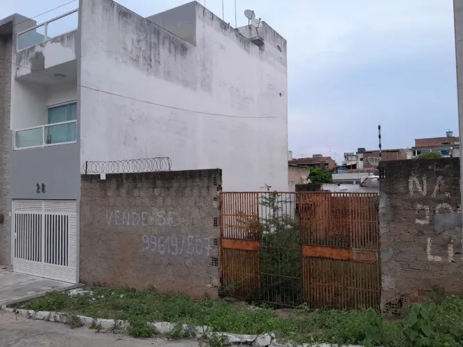 VENDO EXCELENTE TERRENO