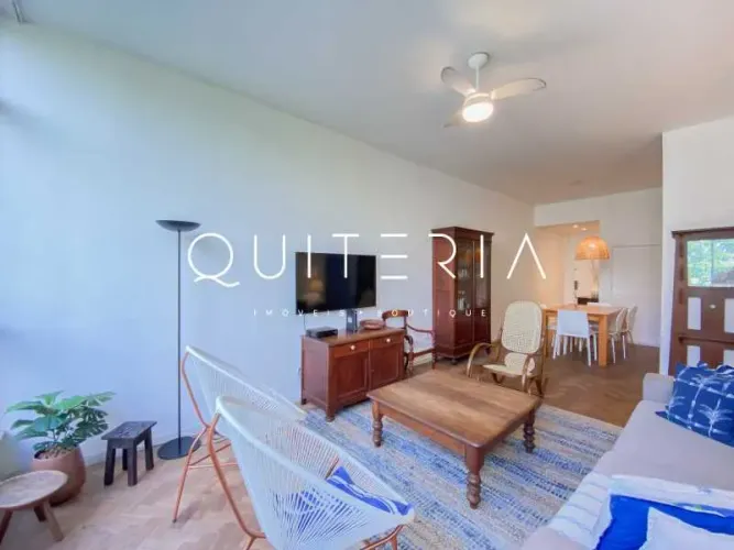 Charmoso apartamento 3 quartos na quadra da praia em Ipanema.