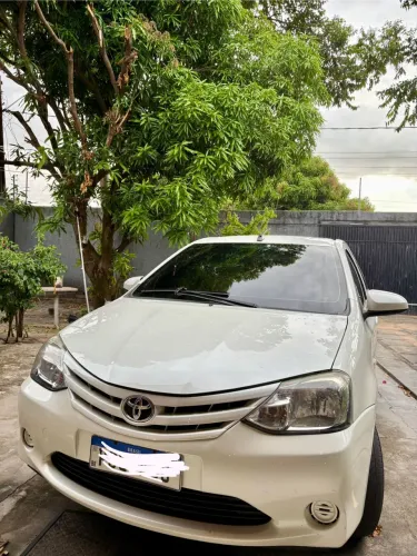 Toyota Etios X 1.3 Flex 16V 5P Mec. 2017