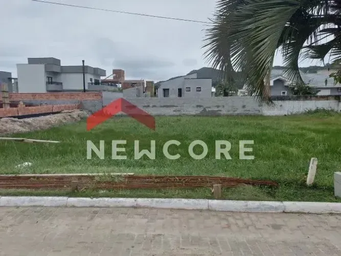 Lote em Rua Leonel Pereira - Cachoeira do Bom Jesus - Florianópolis/SC