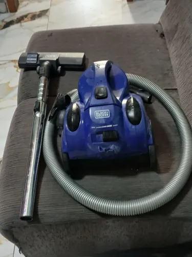Vendo aspirador de pó  BLACK  DECKER 1400 W 127 VOLTS